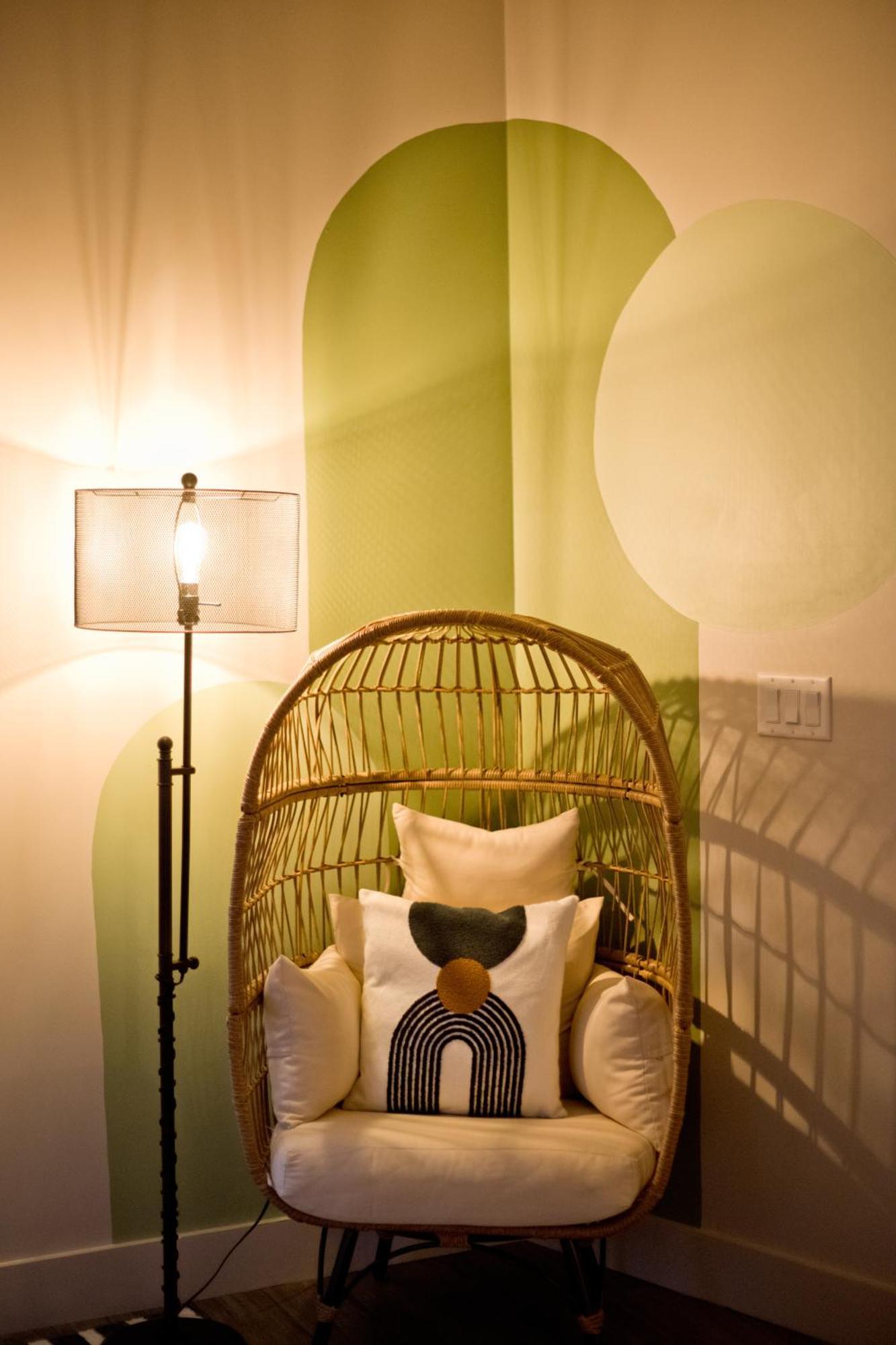 Luxury 2-Bedroom Condo Steps Away From The French Quarter Νέα Ορλεάνη Εξωτερικό φωτογραφία