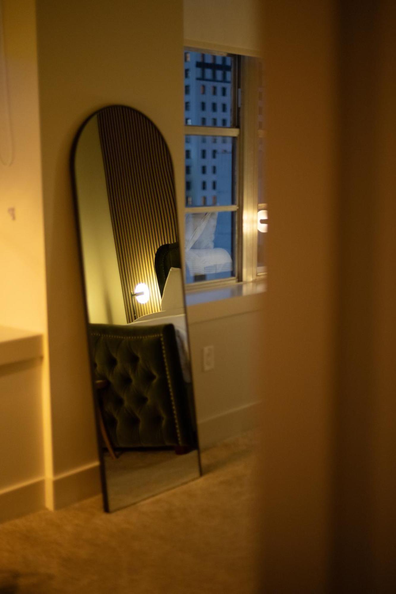 Luxury 2-Bedroom Condo Steps Away From The French Quarter Νέα Ορλεάνη Εξωτερικό φωτογραφία