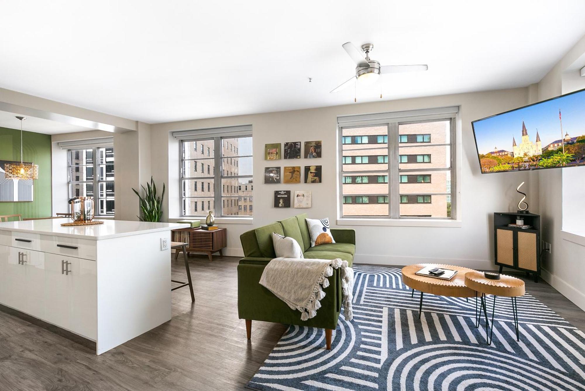 Luxury 2-Bedroom Condo Steps Away From The French Quarter Νέα Ορλεάνη Εξωτερικό φωτογραφία