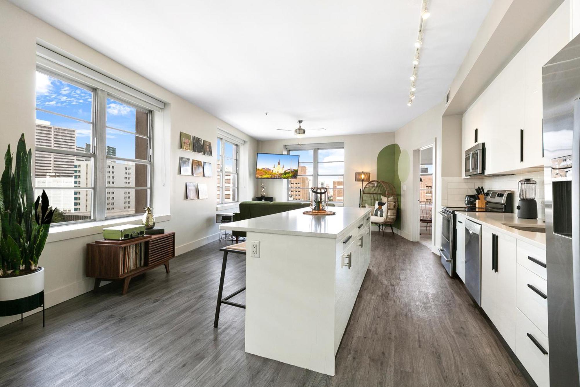 Luxury 2-Bedroom Condo Steps Away From The French Quarter Νέα Ορλεάνη Εξωτερικό φωτογραφία