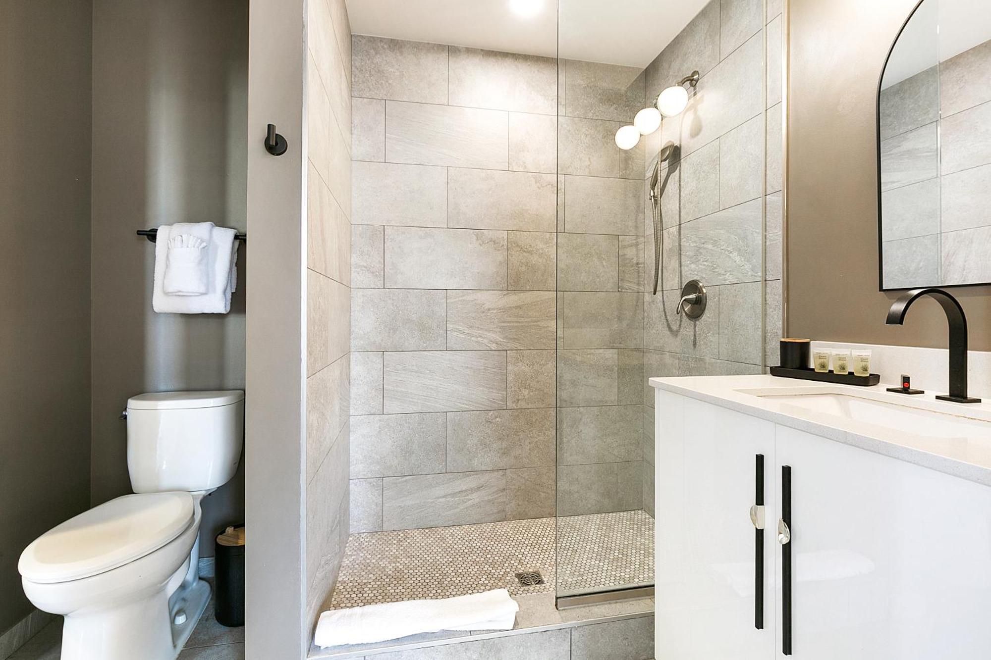 Luxury 2-Bedroom Condo Steps Away From The French Quarter Νέα Ορλεάνη Εξωτερικό φωτογραφία